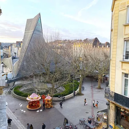 L'exotique - Vue Pl Vieux Marche - Standing Apartman *